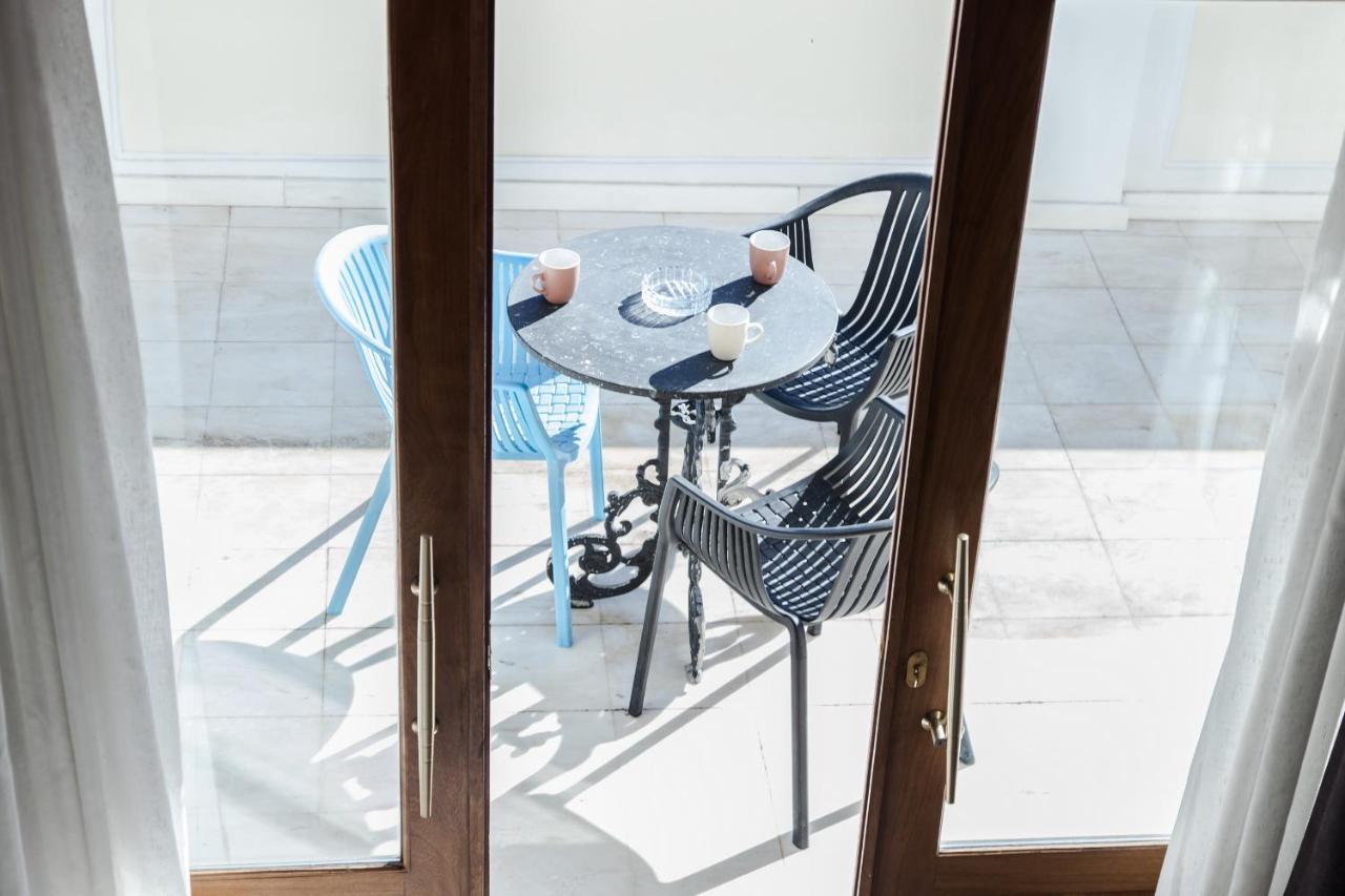 Апартаменты Unique Apt W/ Veranda Walking Distance To Sites Афины Экстерьер фото